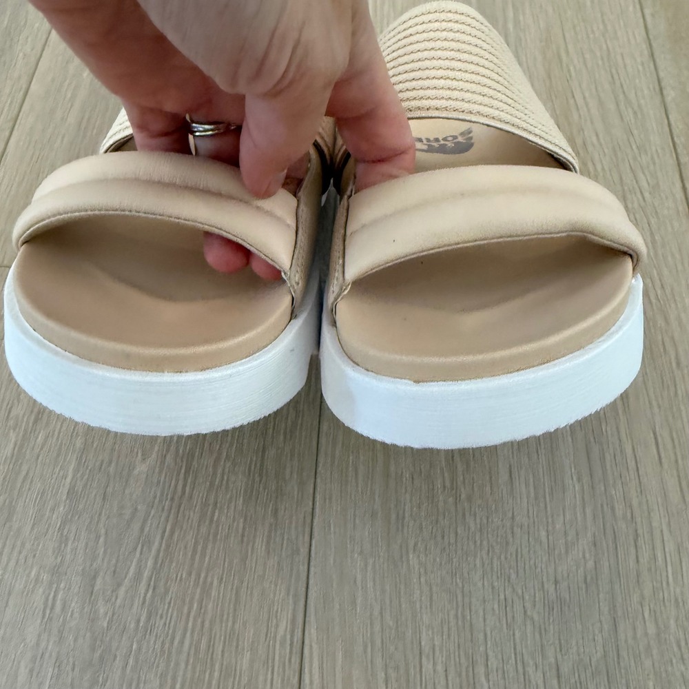 TT Sorel Kinetic Impact II Slide Sandals Beige Moonstone NL4973-260 Womens 6 - Picture 3 of 8